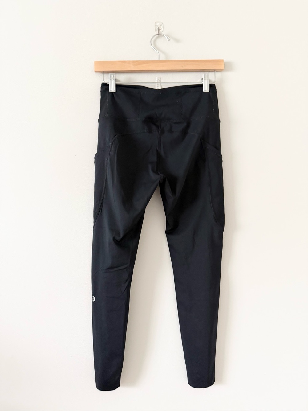 Lululemon Align High-Waist Black Active Leggings w. Side & Waist Pockets Size 6 - Picture 3 of 7